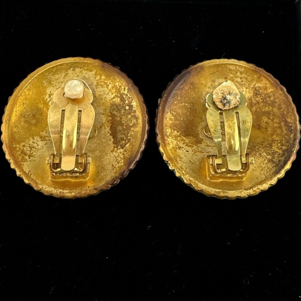 CHANEL Authentic Vintage Gold Earrings - Picture 3 of 11